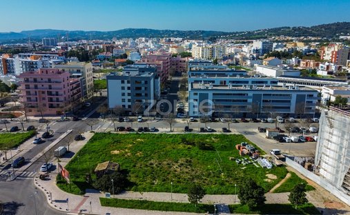 Land in Loule (Sao Clemente), Algarve, Portugal 1