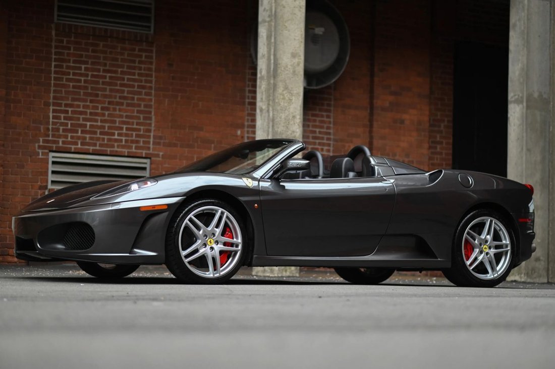 Cabriolet in Bridgeport, CT, United States 2 - 17867859