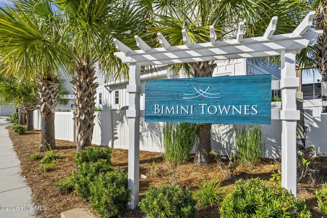 Townhouse in Carolina Beach, North Carolina, United States 4 - 17860982