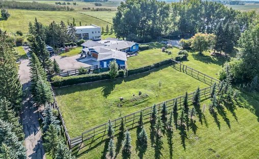 Maison à De Winton, Alberta, Canada 1