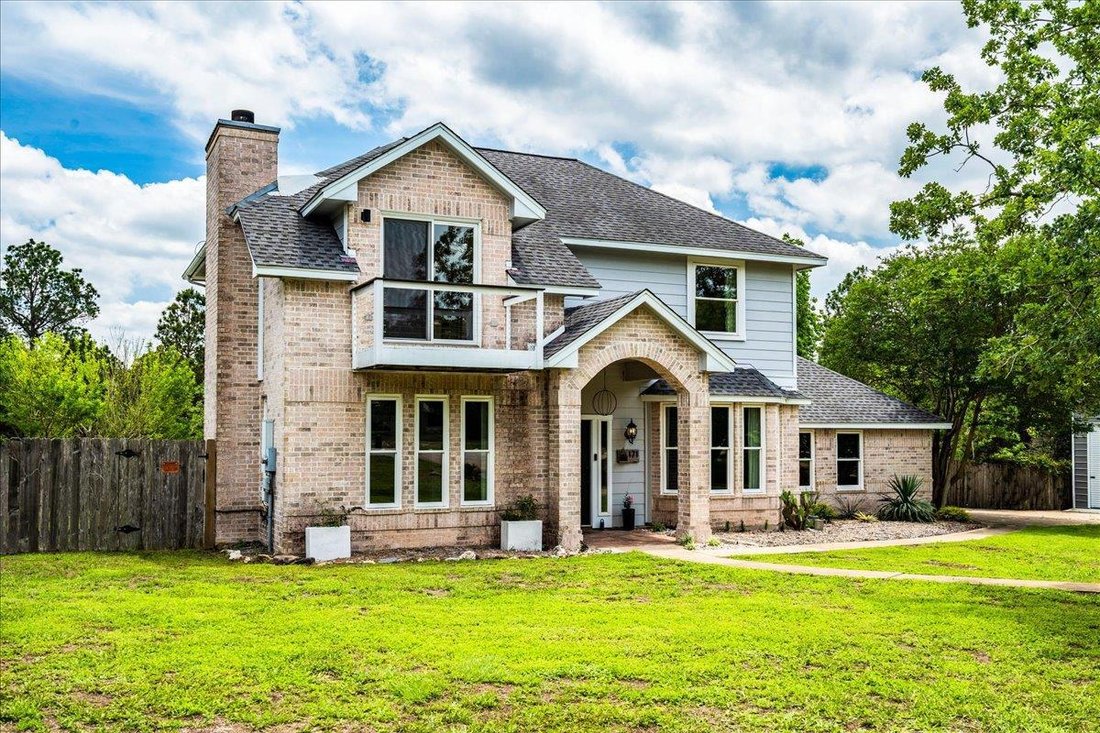 House in Elgin, Texas, United States 1 - 17187881