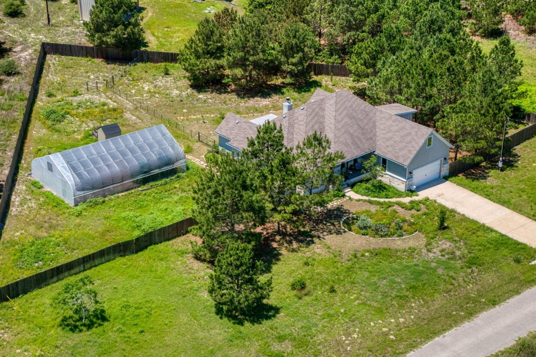 House in Bastrop, Texas, United States 2 - 17865604