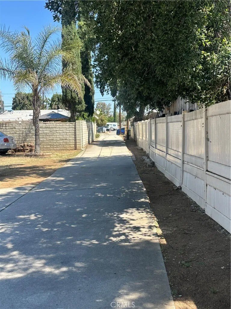 Moreno Valley, California, United States 3 - 17861568
