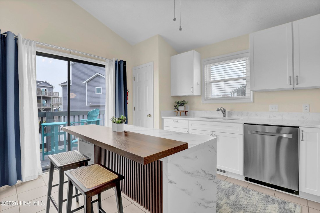 Townhouse in North Topsail Beach, North Carolina, United States 5 - 17860961