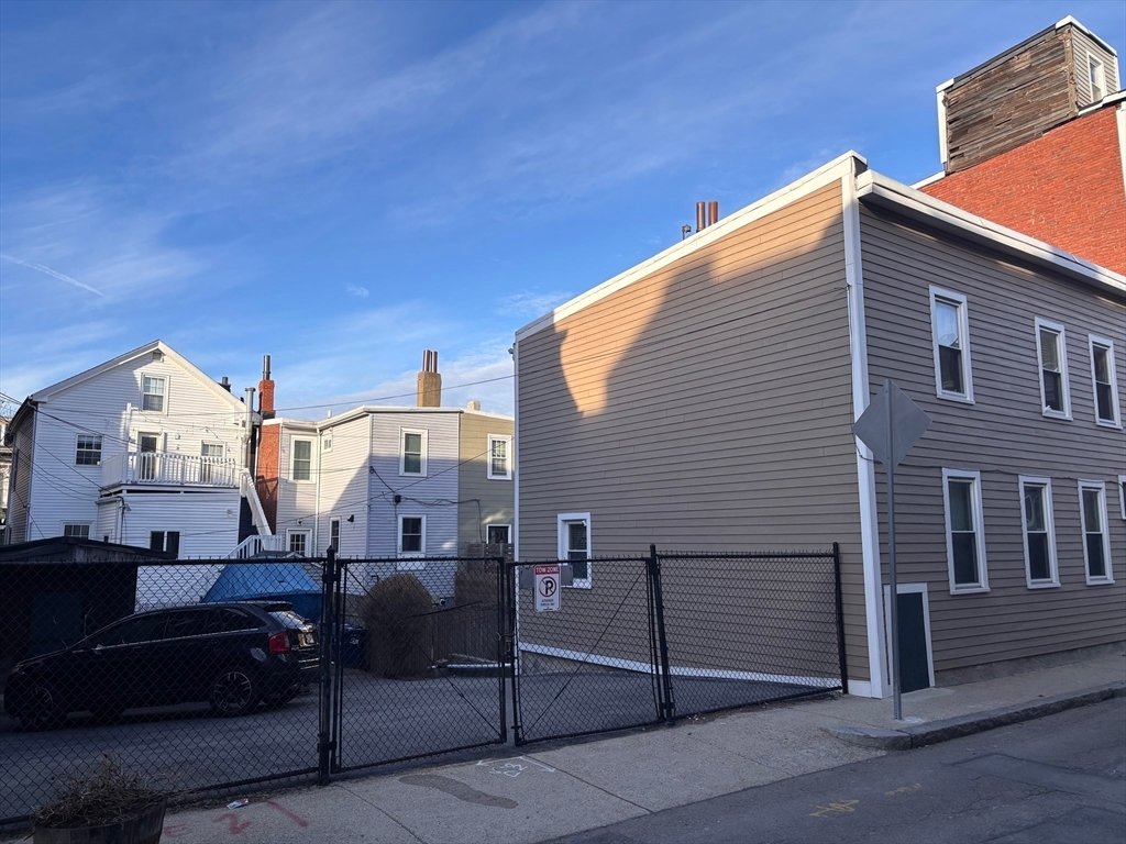 House in Boston, Massachusetts, United States 2 - 17869008