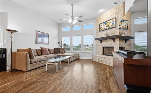 House in Tom Bean, Texas, United States 1