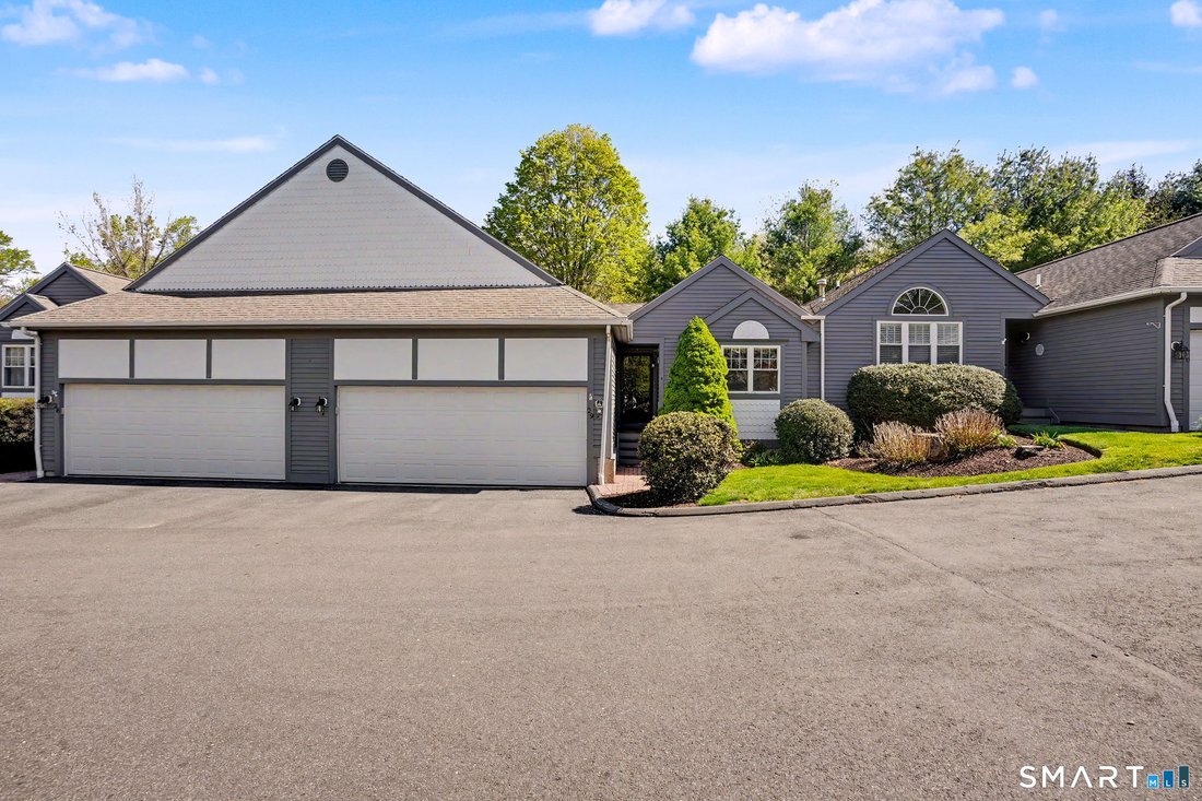 Condo in Shelton, Connecticut, United States 2 - 17867038