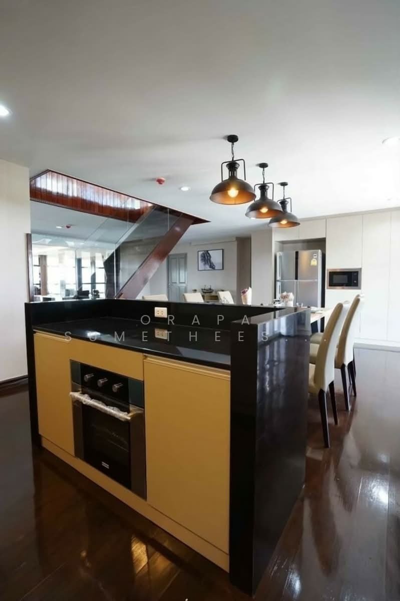 Condo in Samsen Nai, Bangkok, Thailand 2 - 17863438