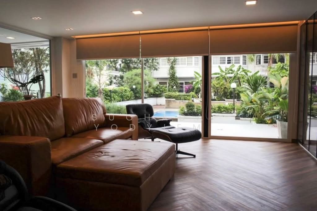 3 Bedrooms Condo for sale In Prompak Gardens Khlong Tan Nuea Bangkok