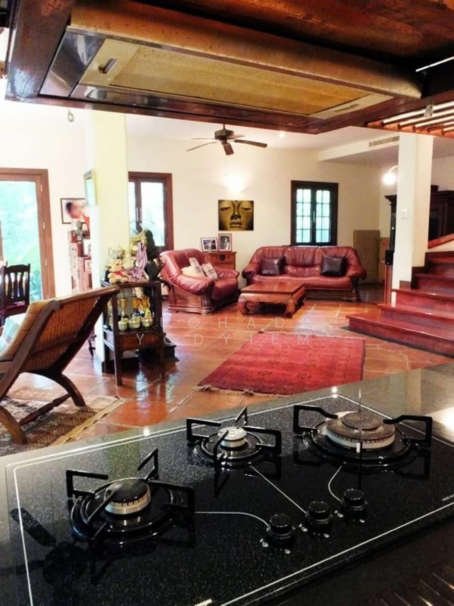 House in Phra Khanong Nuea, Bangkok, Thailand 4 - 17863973