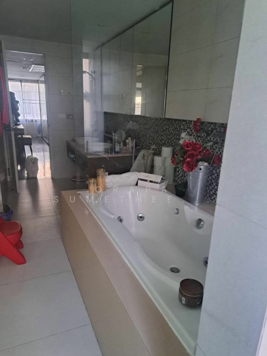 Townhouse in Bangkok, Krung Thep Maha Nakhon, Thailand 2 - 17867220