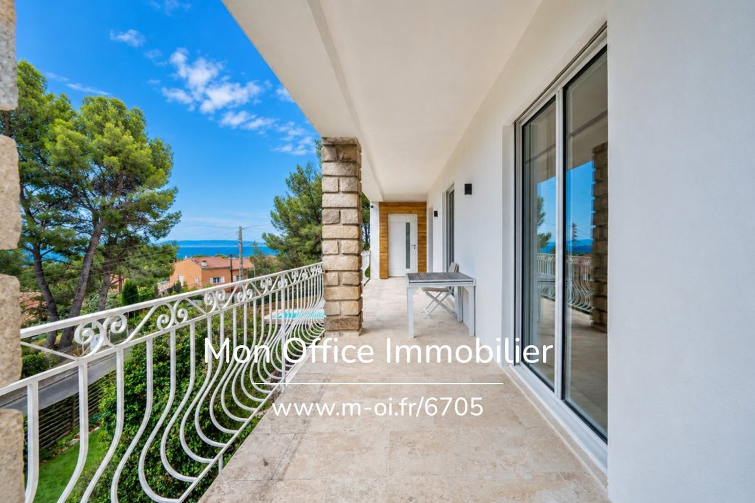 Villa in Bandol, Provence-Alpes-Côte d'Azur, France 3 - 17852637