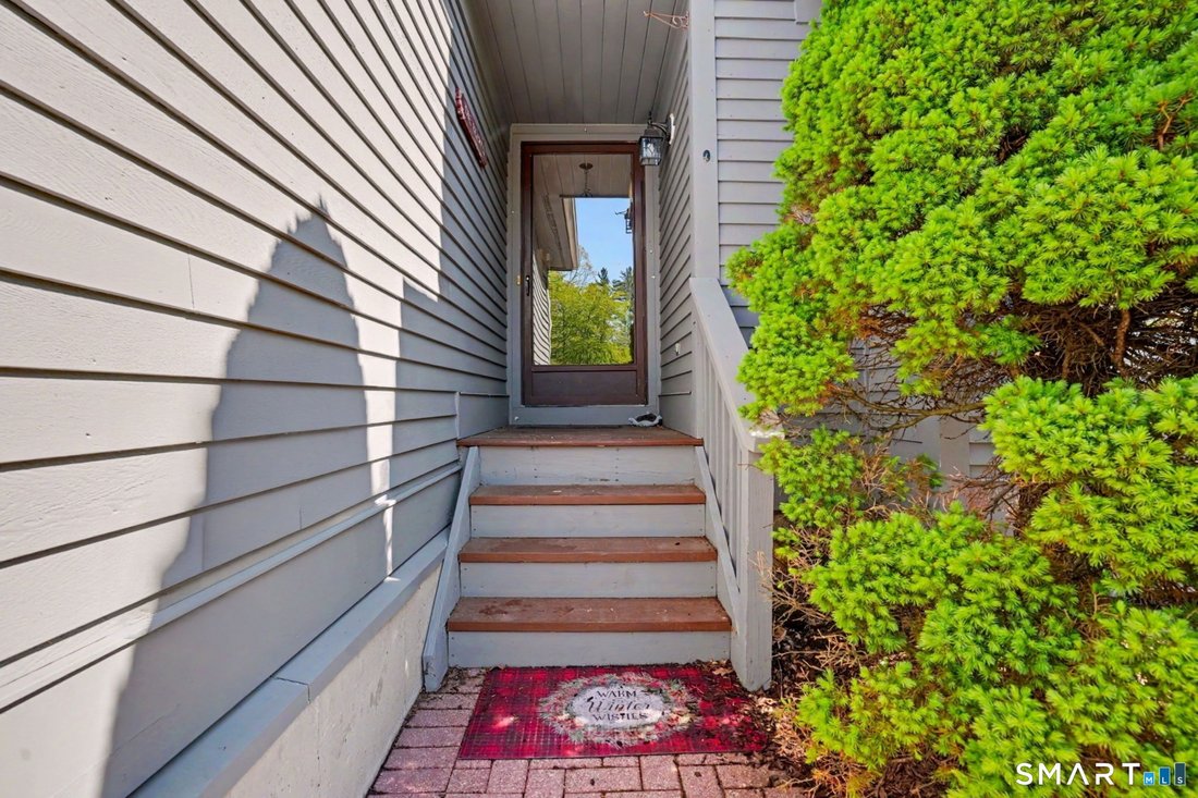 Condo in Shelton, Connecticut, United States 3 - 17867038