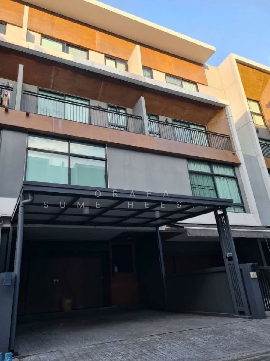 Townhouse in Chong Nonsi, Krung Thep Maha Nakhon, Thailand 4 - 17863406