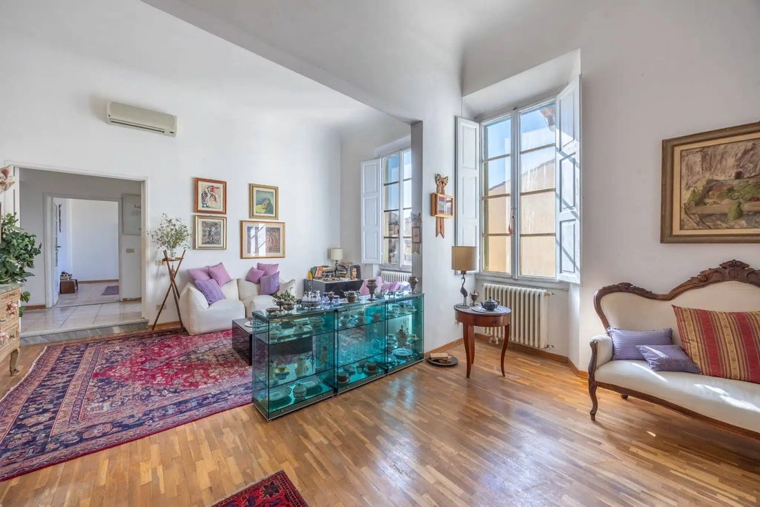 Apartment in Center, Florence, Tuscany 1 - 15396474