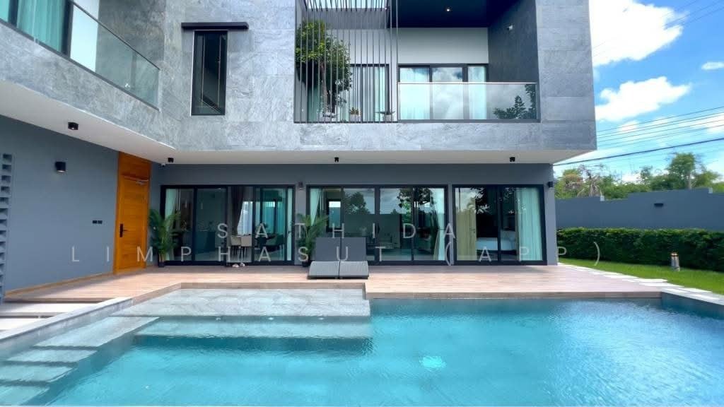 Villa in Huay Yai, Chon Buri, Thailand 1 - 17862641