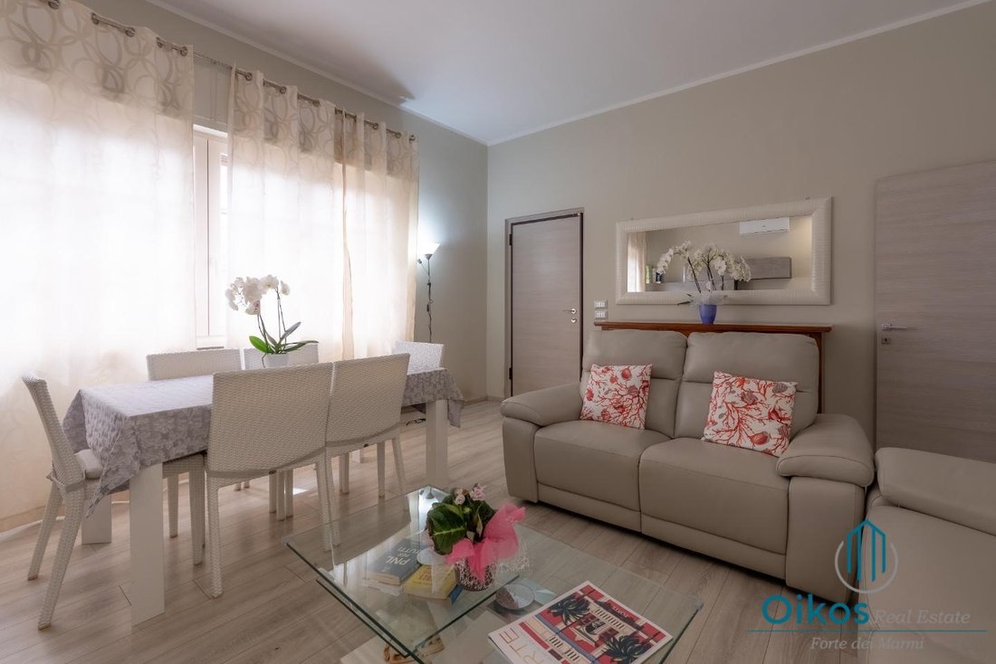 Villa in Center, Forte dei Marmi, Tuscany 4 - 17867018