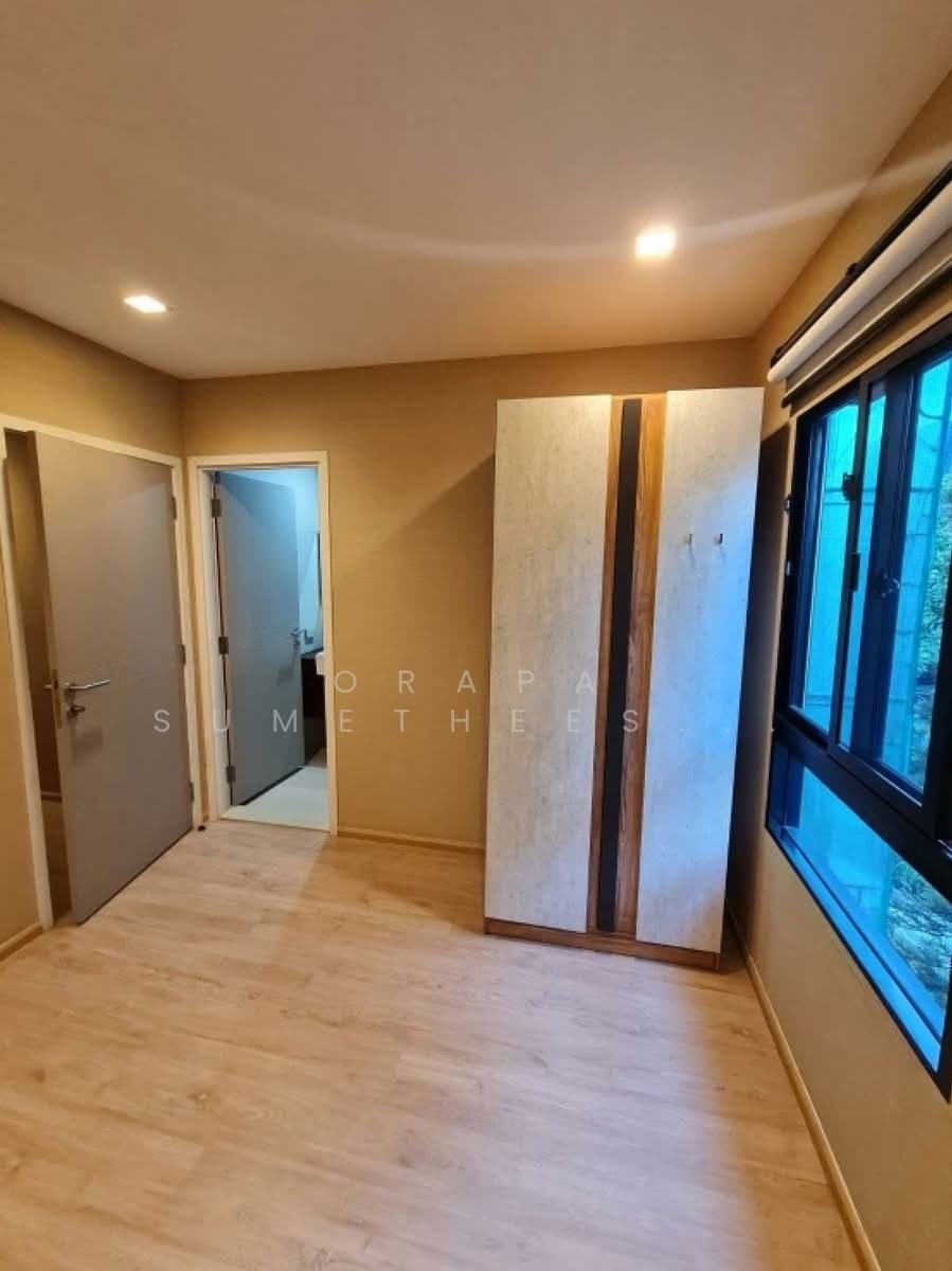 Townhouse in Chong Nonsi, Krung Thep Maha Nakhon, Thailand 1 - 17863406