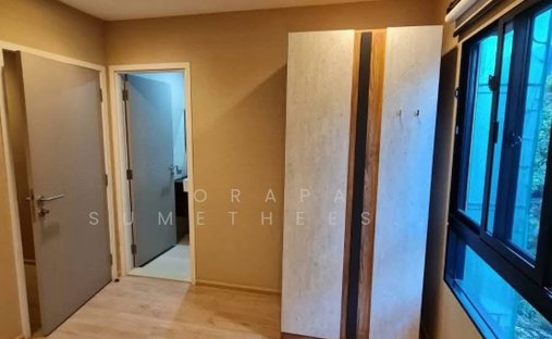 Townhouse in Chong Nonsi, Krung Thep Maha Nakhon, Thailand 1
