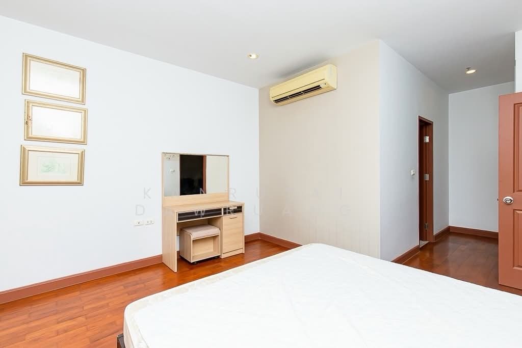 Condo in Ko Tan, Kamphaeng Phet, Thailand 4 - 17864462