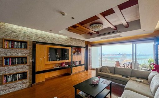 Condo in Pattaya City, Chon Buri, Thailand 1