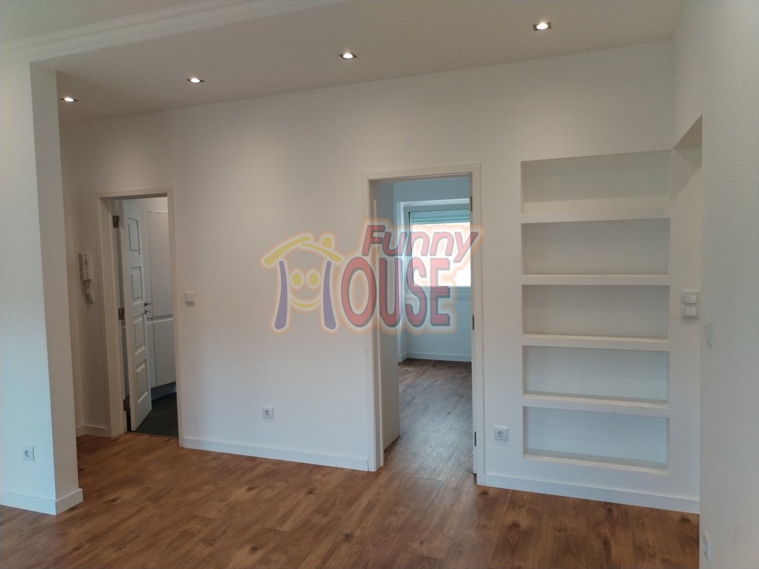 Apartment in Alvalade, Lisbon, Portugal 2 - 17862308