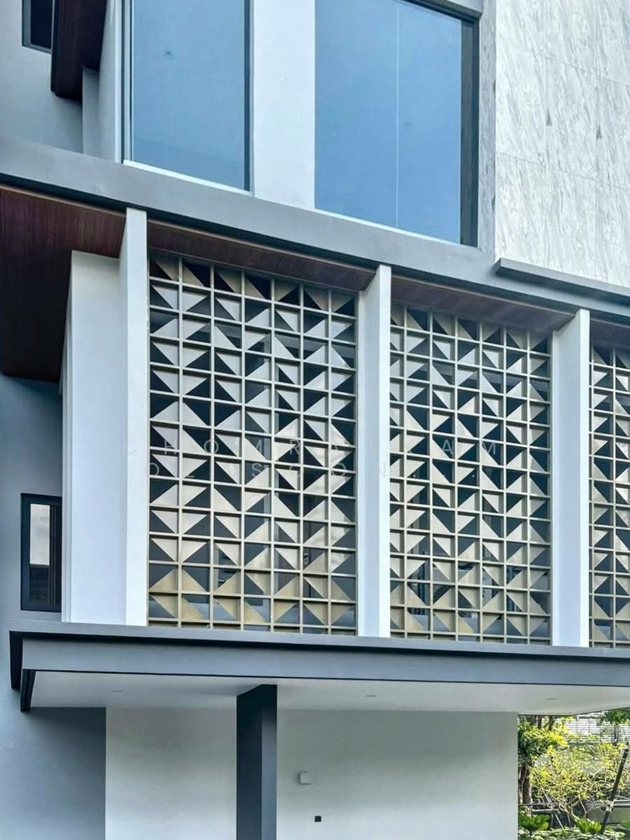 House in Bangkok, Krung Thep Maha Nakhon, Thailand 5 - 17864767