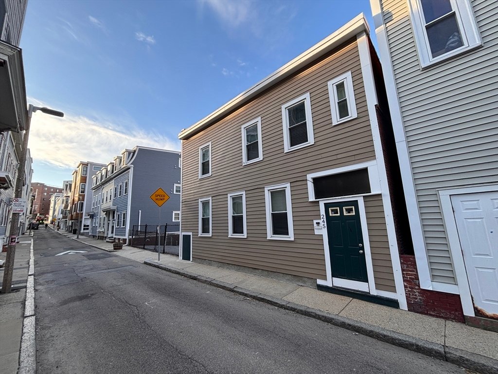 House in Boston, Massachusetts, United States 4 - 17869008