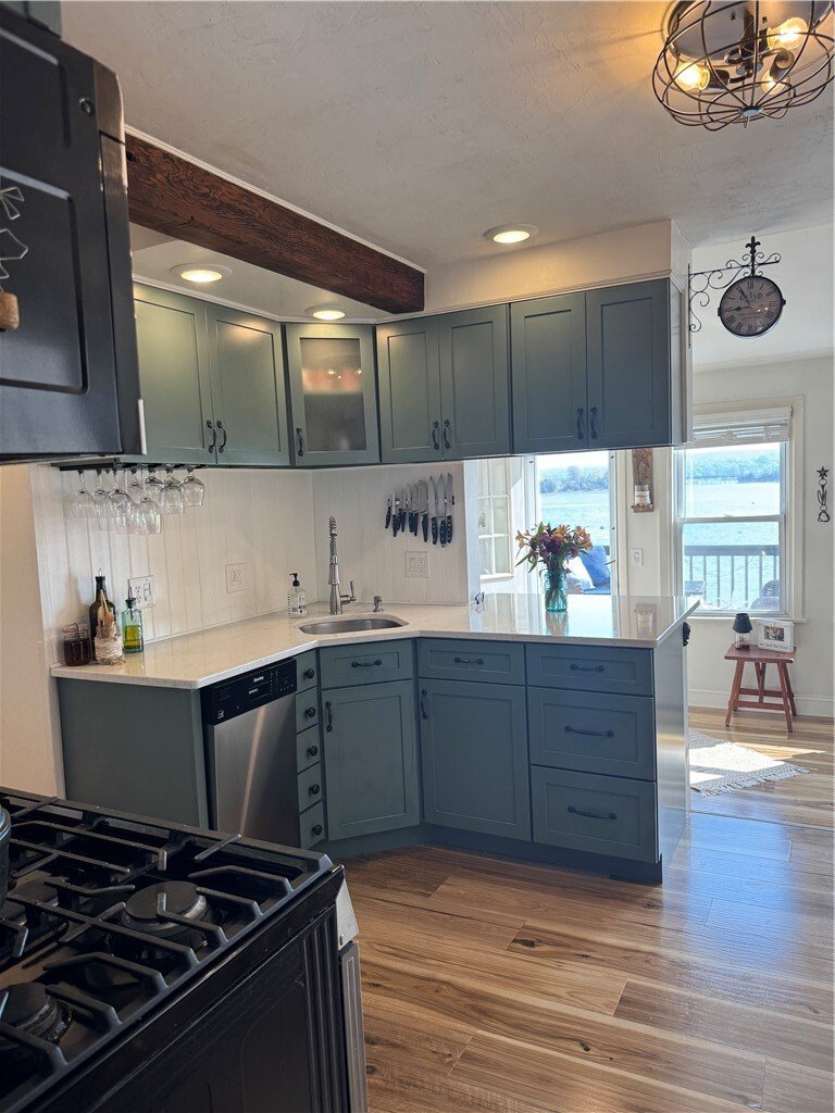 Portsmouth, Rhode Island, United States 5 - 17846831