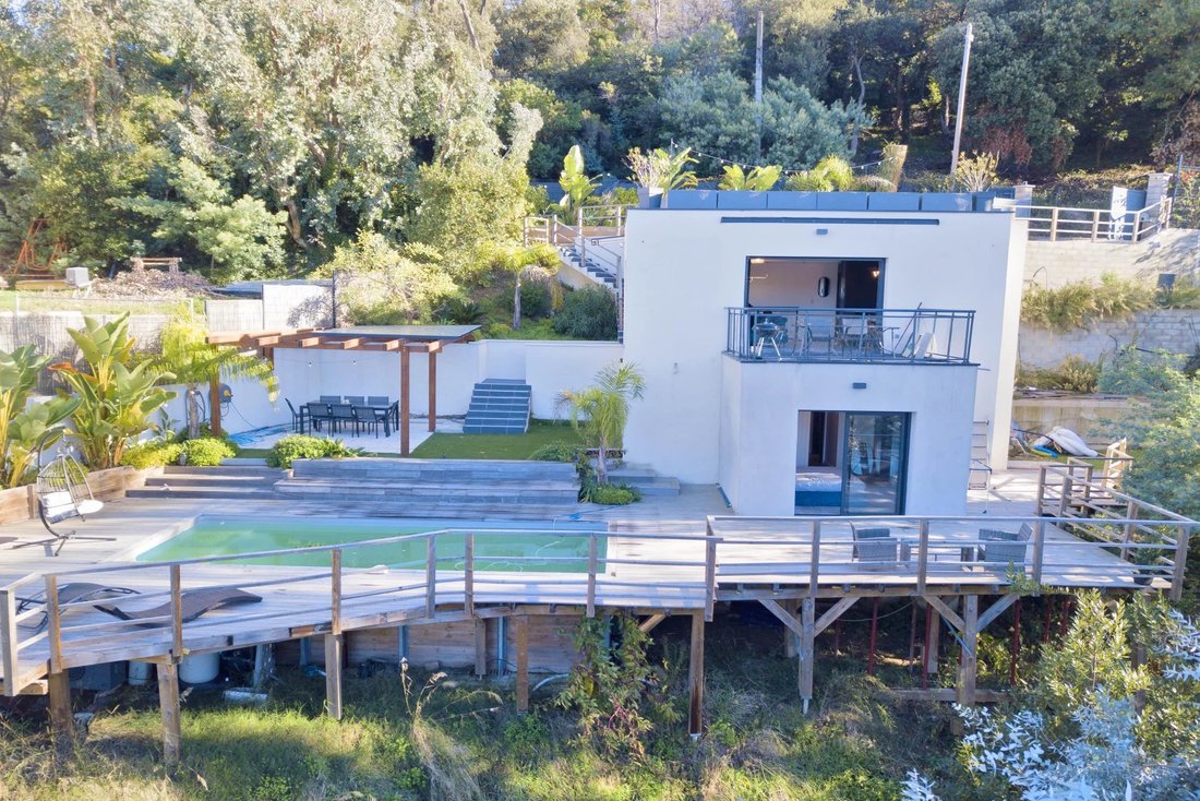 Villa in Cannes, Provence-Alpes-Côte d'Azur, France 3 - 17861685