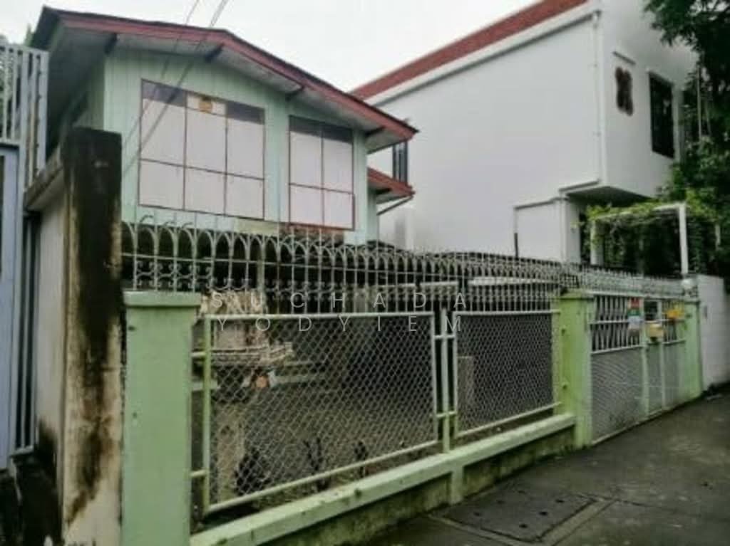 House in Phra Khanong Nuea, Bangkok, Thailand 3 - 17867319