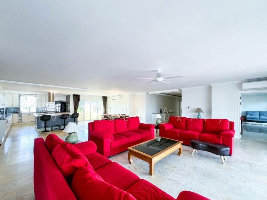 Condo in Pattaya City, Chon Buri, Thailand 1 - 17862433