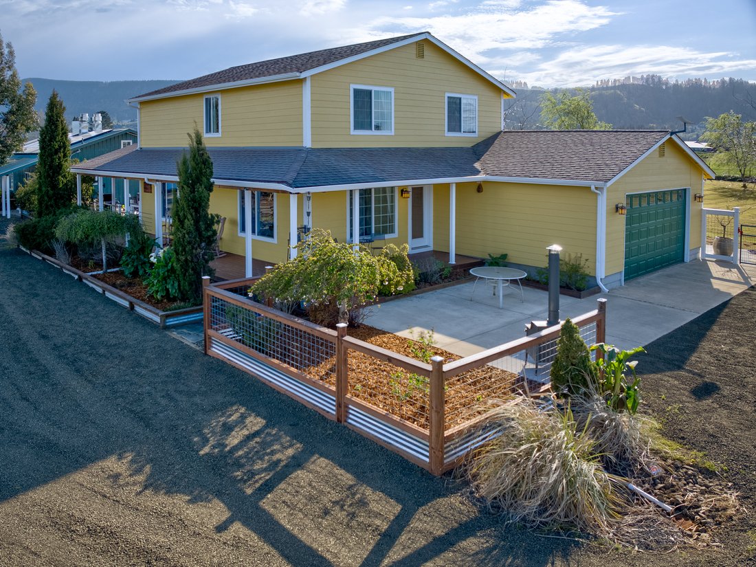 House in Cathlamet, Washington, United States 1 - 17861963