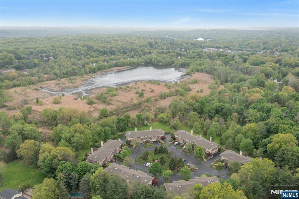 Townhouse in Allendale, New Jersey, United States 2 - 17867466