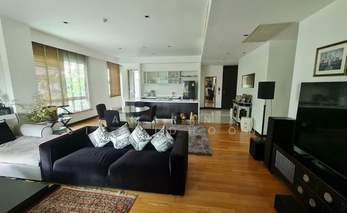 Condo in Chong Nonsi, Krung Thep Maha Nakhon, Thailand 1