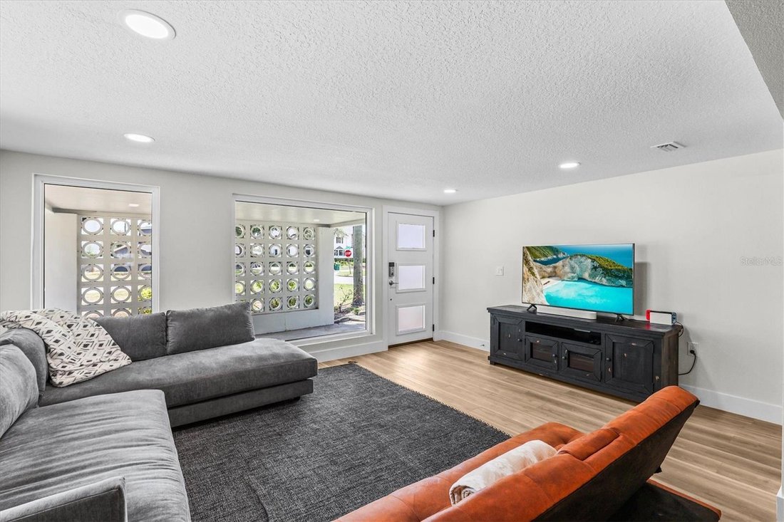 House in Tampa, Florida, United States 3 - 17861168