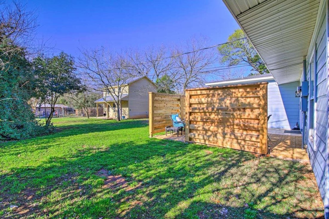 House in Fredericksburg, Texas, United States 3 - 17869647