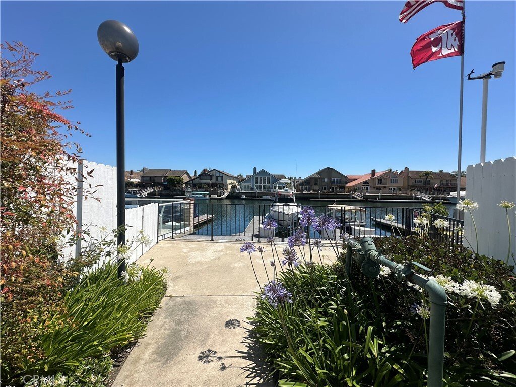 House in Huntington Beach, California, United States 3 - 17850657