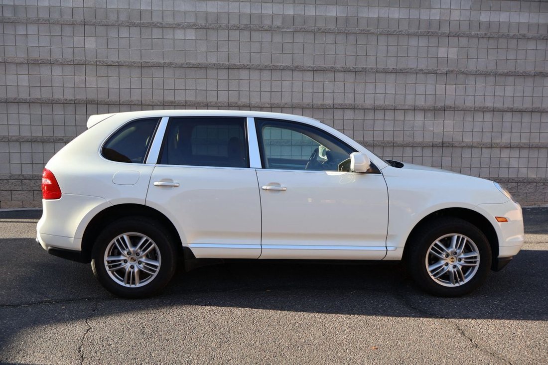 Suv in Tempe, AZ, United States 2 - 17868032