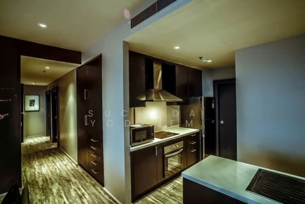 Condo in Saen Suk, Chon Buri, Thailand 1 - 17867232