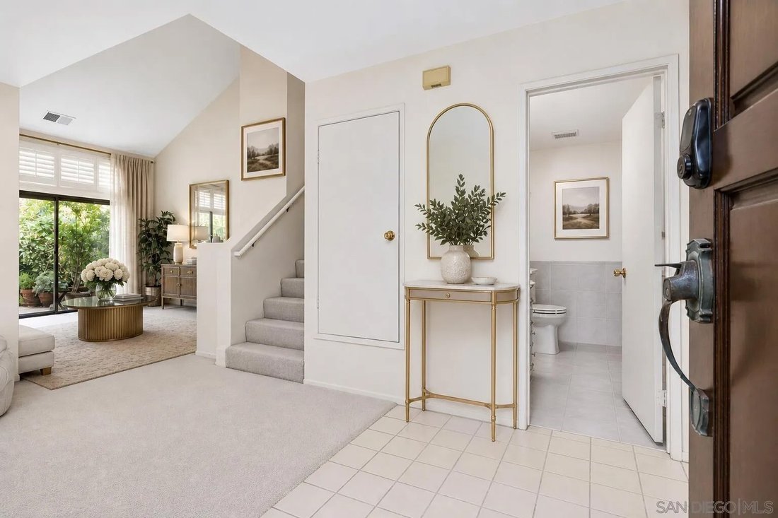 Townhouse in San Diego, California, United States 5 - 17861563