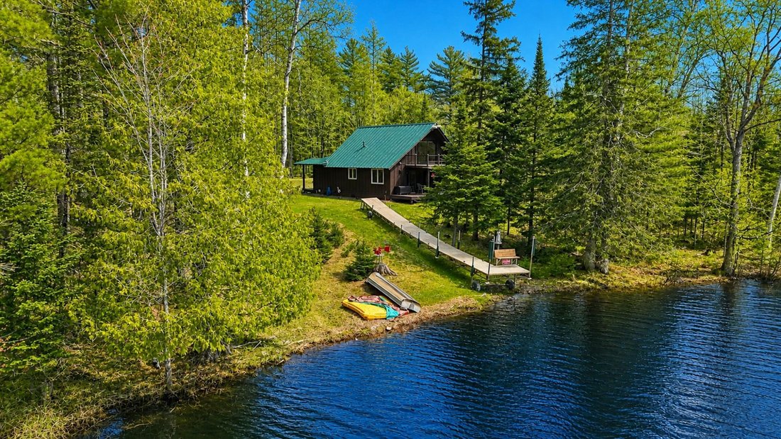 House in Mercer, Wisconsin, United States 1 - 17868215