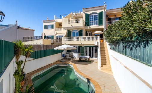 Villa in Praia da Luz, Algarve, Portugal 1