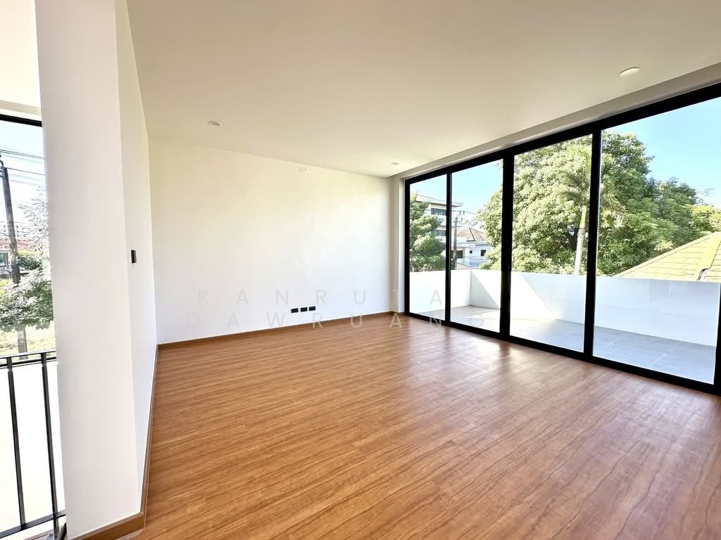 House in Dok Mai, Bangkok, Thailand 3 - 17864484