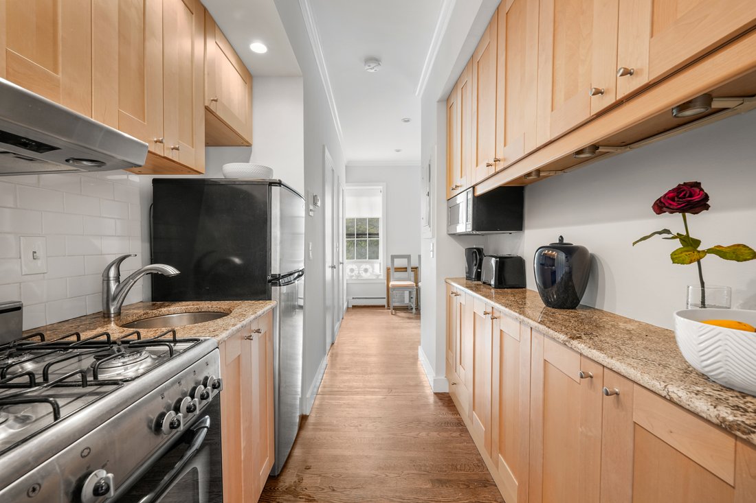 Condo in Boston, Massachusetts, United States 4 - 17870040