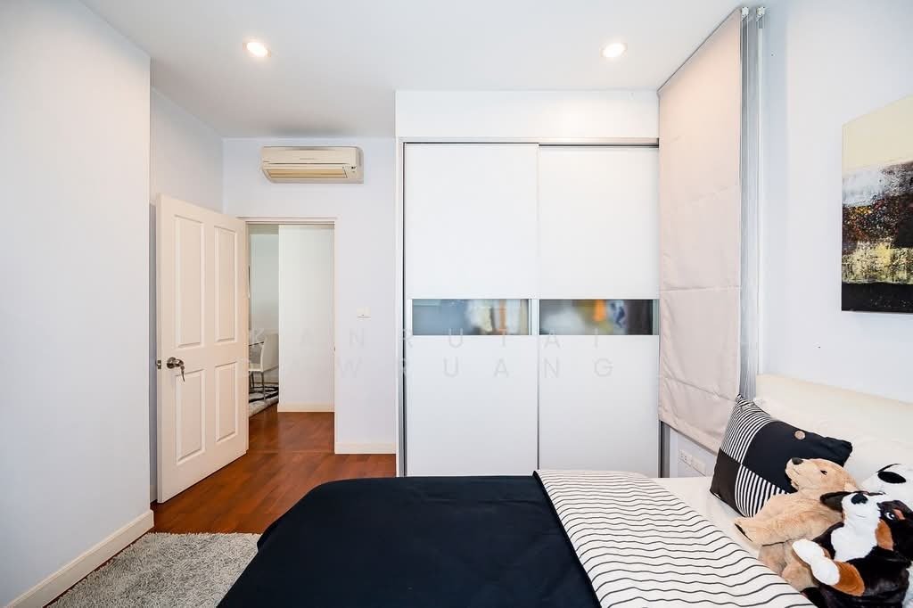 Condo in Ko Tan, Kamphaeng Phet, Thailand 4 - 17864467