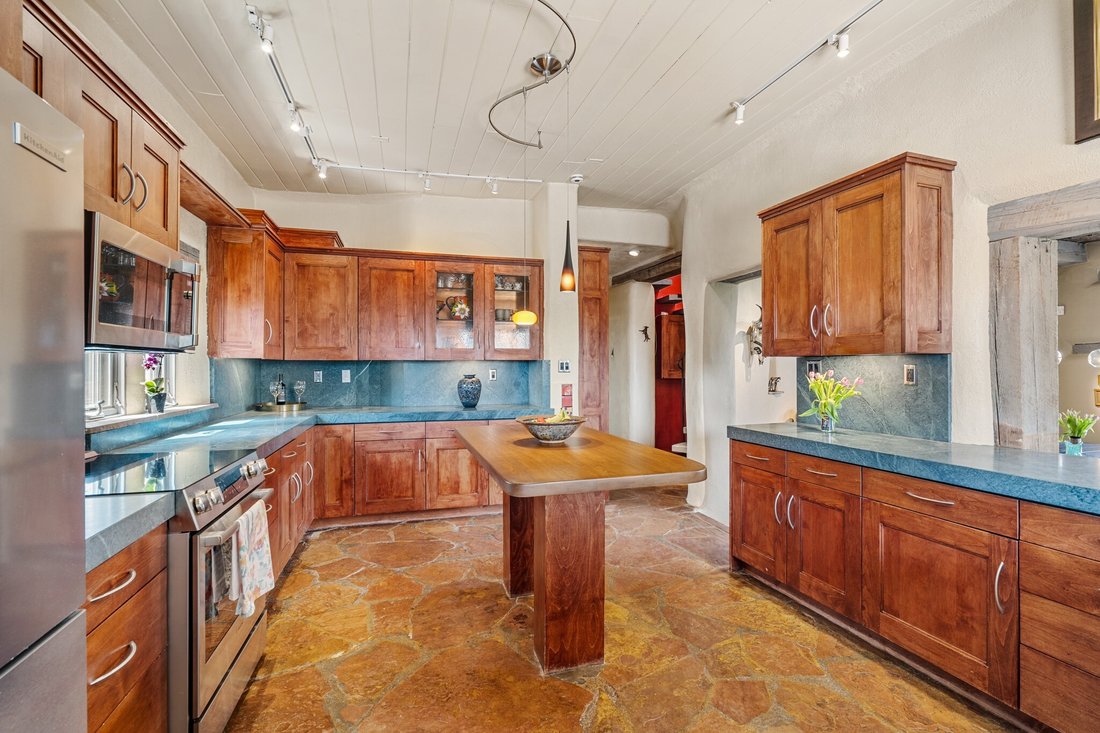 House in Santa Fe, New Mexico, United States 5 - 17863108
