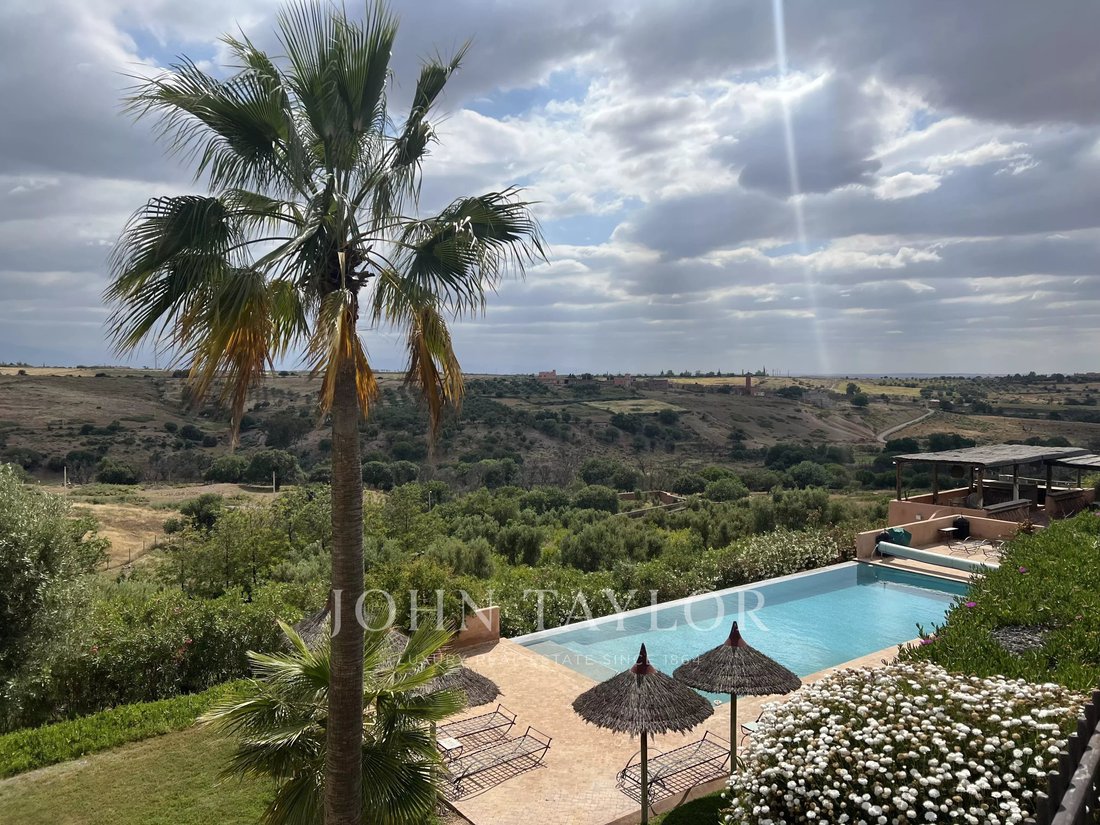 Villa in Amizmiz, Marrakesh-Safi, Morocco 2 - 14994712