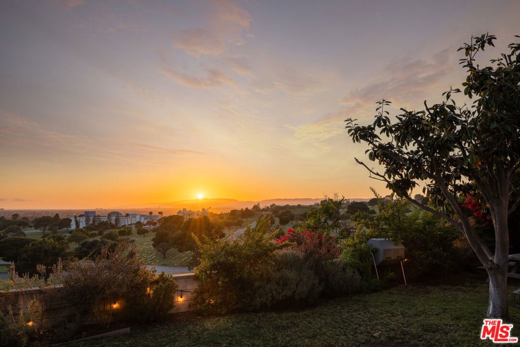 House in Los Angeles, California, United States 4 - 17865041