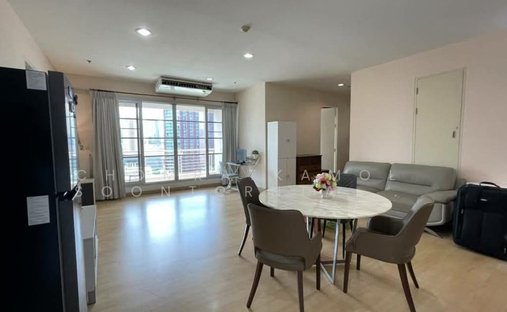 Condo in Thanon Phetchaburi, Krung Thep Maha Nakhon, Thailand 1